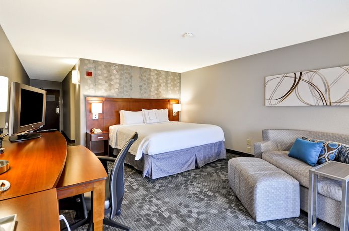 Imagen de la habitación del Hotel Courtyard Jacksonville Airport Northeast. Foto 6