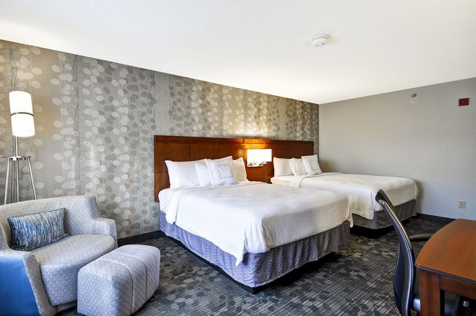 Imagen de la habitación del Hotel Courtyard Jacksonville Airport Northeast. Foto 10