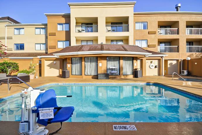 Imagen general del Hotel Courtyard Jacksonville Airport Northeast. Foto 2