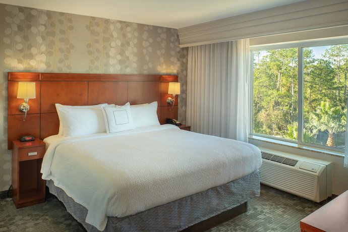 Imagen de la habitación del Hotel Courtyard Jacksonville Orange Park. Foto 8