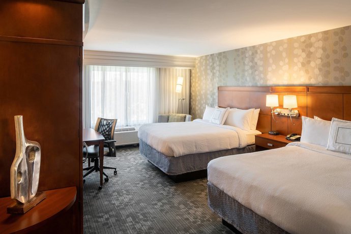 Imagen de la habitación del Hotel Courtyard Jacksonville Orange Park. Foto 9