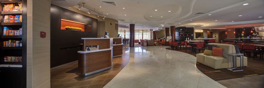 Imagen de los interiores del Hotel Courtyard Jacksonville Orange Park. Foto 18