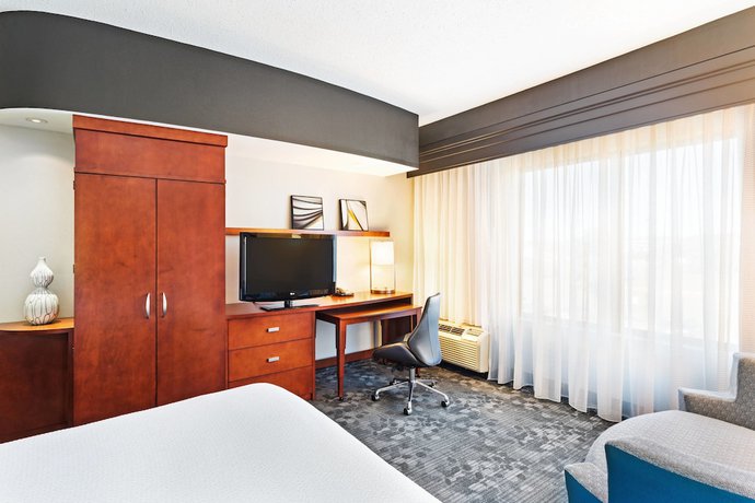 Imagen de la habitación del Hotel Courtyard Knoxville Airport Alcoa. Foto 5