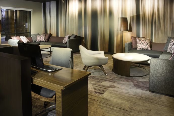 Imagen de los interiores del Hotel Courtyard Largo Medical Center Drive. Foto 20