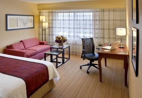 Imagen de la habitación del Hotel Courtyard Lebanon. Foto 3