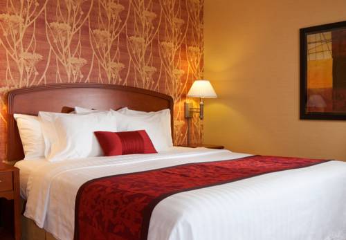 Imagen de la habitación del Hotel Courtyard Lebanon. Foto 5