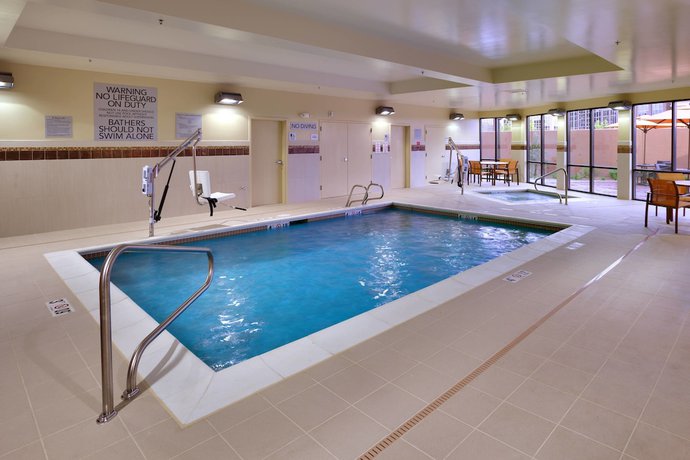 Imagen de la piscina del Hotel Courtyard Lehi at Thanksgiving Point. Foto 10