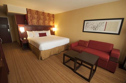 Imagen de la habitación del Hotel Courtyard Lexington Keeneland/airport. Foto 6