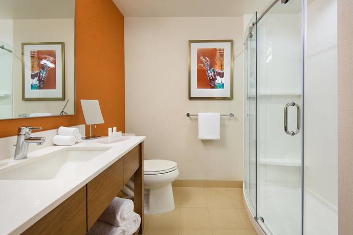 Imagen de la habitación del Hotel Courtyard Los Angeles L.a. Live. Foto 7