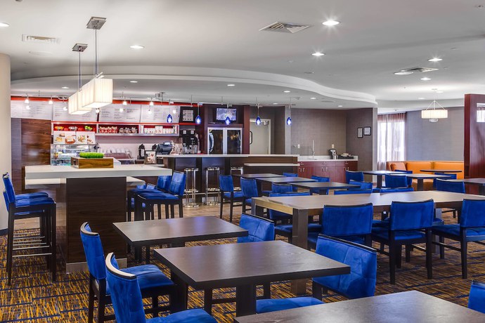 Imagen del bar/restaurante del Hotel Courtyard Marriott Ankeny. Foto 5