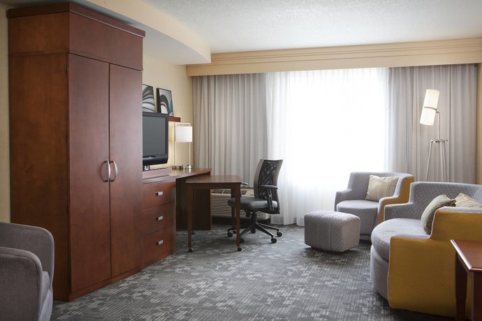 Imagen de la habitación del Hotel Courtyard Marriott Ankeny. Foto 12