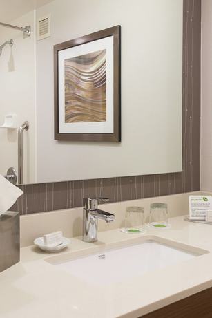 Imagen de la habitación del Hotel Courtyard Marriott Binghamton. Foto 3