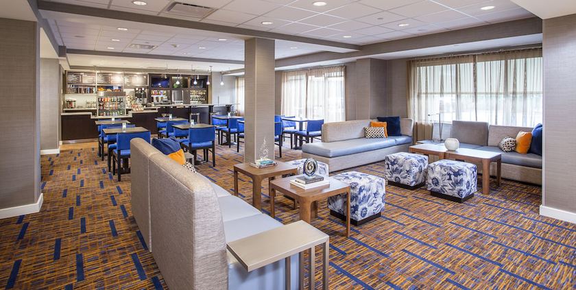 Imagen del bar/restaurante del Hotel Courtyard Marriott Binghamton. Foto 2