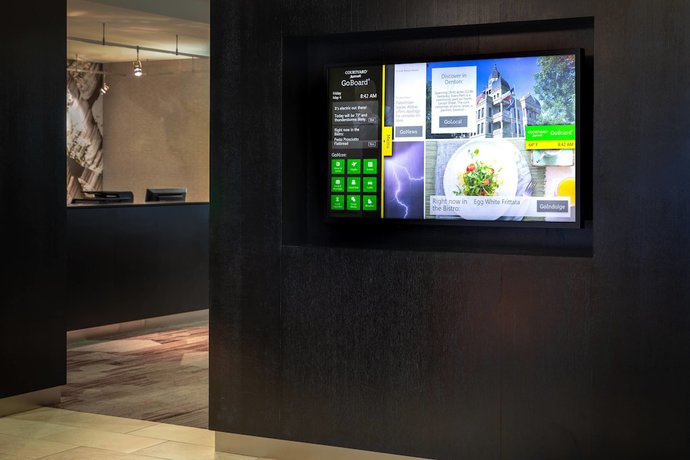 Imagen de los interiores del Hotel Courtyard Marriott Denton. Foto 13