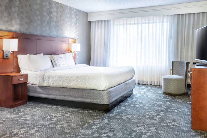 Imagen de la habitación del Hotel Courtyard Marriott Denton. Foto 7