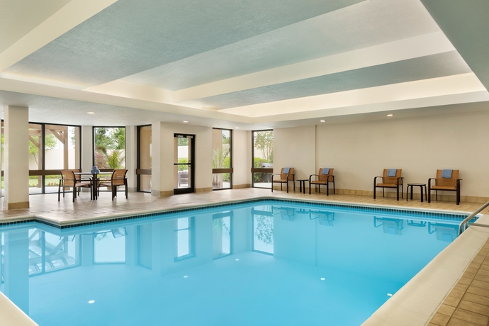 Imagen de la piscina del Hotel Courtyard Marriott Greenville. Foto 19