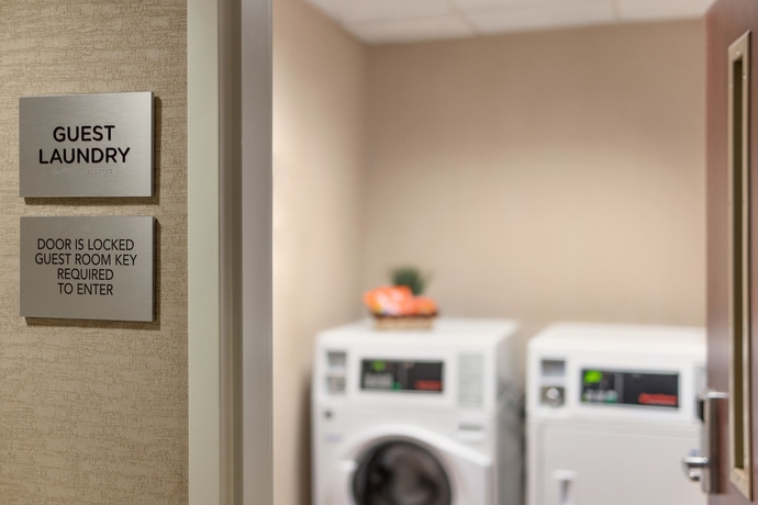 Imagen de los interiores del Hotel Courtyard Marriott Greenville. Foto 16