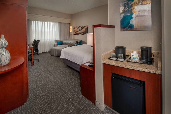 Imagen de la habitación del Hotel Courtyard Marriott Hagerstown. Foto 6