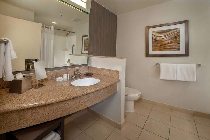 Imagen de la habitación del Hotel Courtyard Marriott Hagerstown. Foto 15