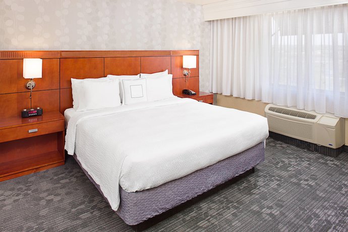 Imagen de la habitación del Hotel Courtyard Marriott Paso Robles. Foto 12