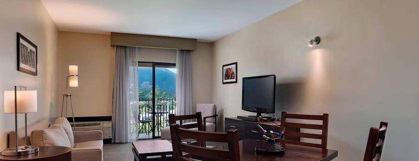 Imagen de la habitación del Hotel Courtyard Marriott San Salvador. Foto 12