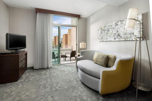 Imagen de la habitación del Hotel Courtyard Marriott Upper East Side. Foto 11