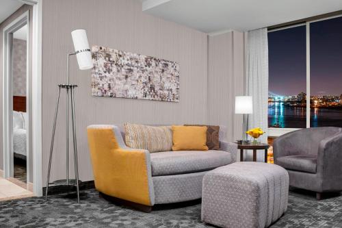 Imagen de la habitación del Hotel Courtyard Marriott Upper East Side. Foto 16