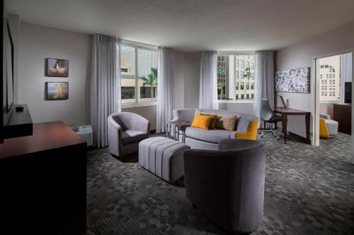 Imagen de la habitación del Hotel Courtyard Miami Dadeland. Foto 15