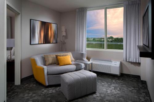 Imagen de la habitación del Hotel Courtyard Miami Dadeland. Foto 16