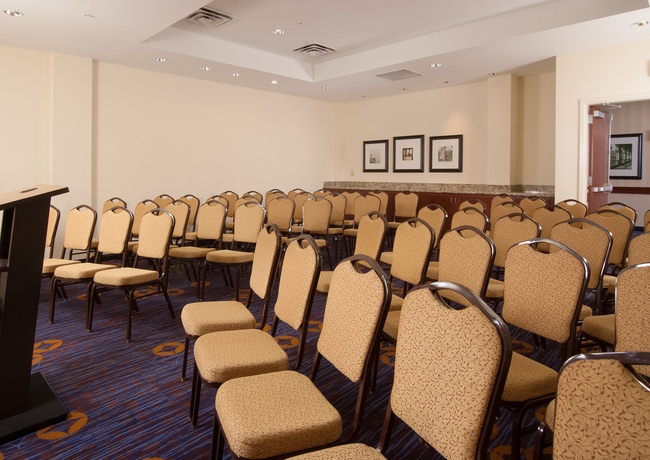 Imagen de los interiores del Hotel Courtyard Miami In Coral Gables By Marriott. Foto 6