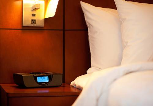 Imagen de la habitación del Hotel Courtyard Milwaukee Airport. Foto 11