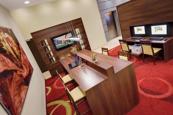 Imagen de los interiores del Hotel Courtyard München City Ost. Foto 15