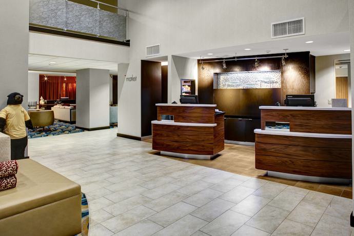Imagen de los interiores del Hotel Courtyard New Bern. Foto 19