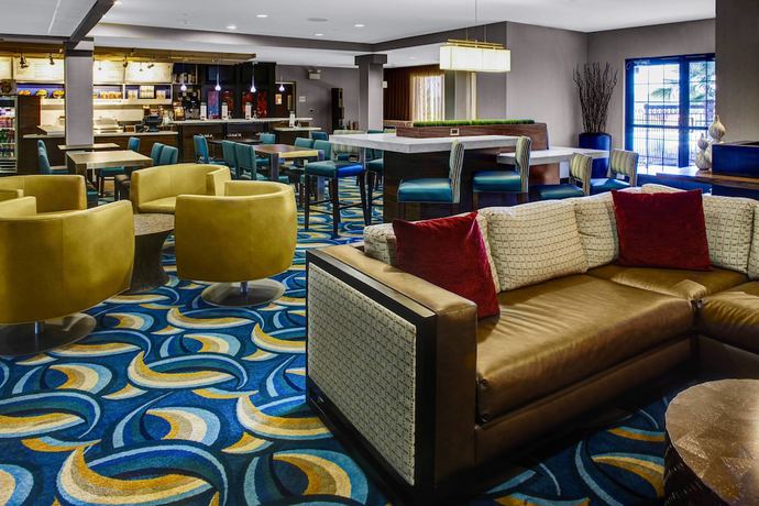 Imagen de los interiores del Hotel Courtyard New Bern. Foto 20