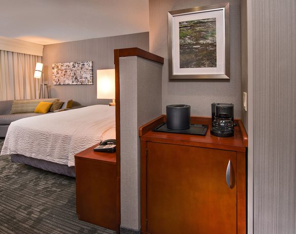 Imagen de la habitación del Hotel Courtyard New Haven At Yale. Foto 7