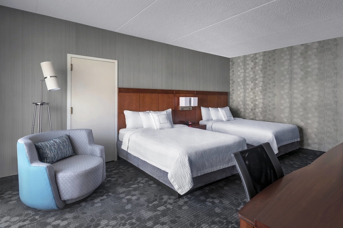 Imagen de la habitación del Hotel Courtyard Newark Liberty International Airport. Foto 14