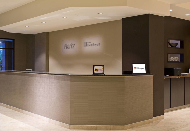 Imagen de los interiores del Hotel Courtyard Orlando Lake Buena Vista In The Marriott Village. Foto 8