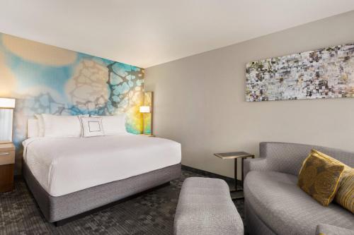 Imagen de la habitación del Hotel Courtyard Palmdale. Foto 13