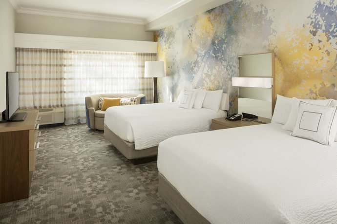 Imagen de la habitación del Hotel Courtyard Palo Alto Los Altos. Foto 10