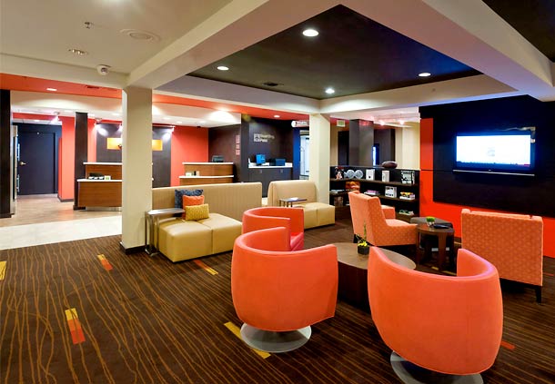 Imagen de los interiores del Hotel Courtyard Pensacola. Foto 10