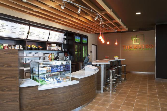 Imagen del bar/restaurante del Hotel Courtyard Peoria Downtown. Foto 2