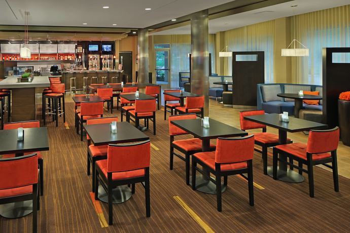 Imagen del bar/restaurante del Hotel Courtyard Philadelphia Coatesville/exton. Foto 7