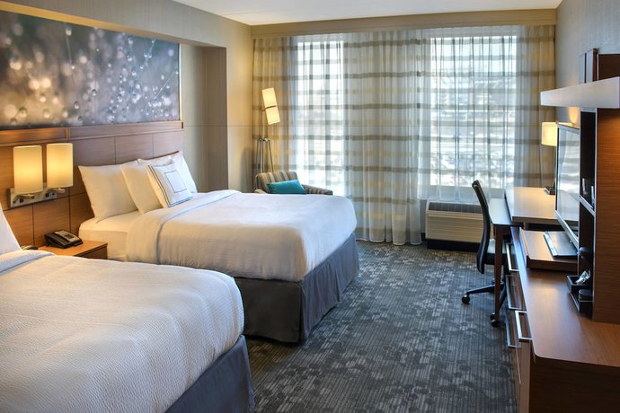 Imagen de la habitación del Hotel Courtyard Philadelphia South at The Navy Yard. Foto 9