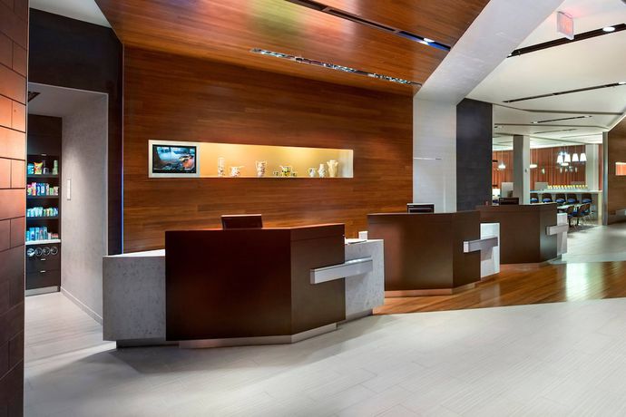 Imagen de los interiores del Hotel Courtyard Philadelphia South at The Navy Yard. Foto 17