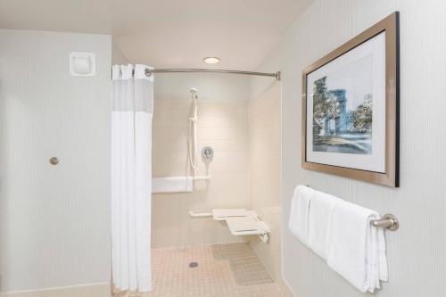 Imagen de la habitación del Hotel Courtyard Philadelphia Valley Forge Collegeville. Foto 19