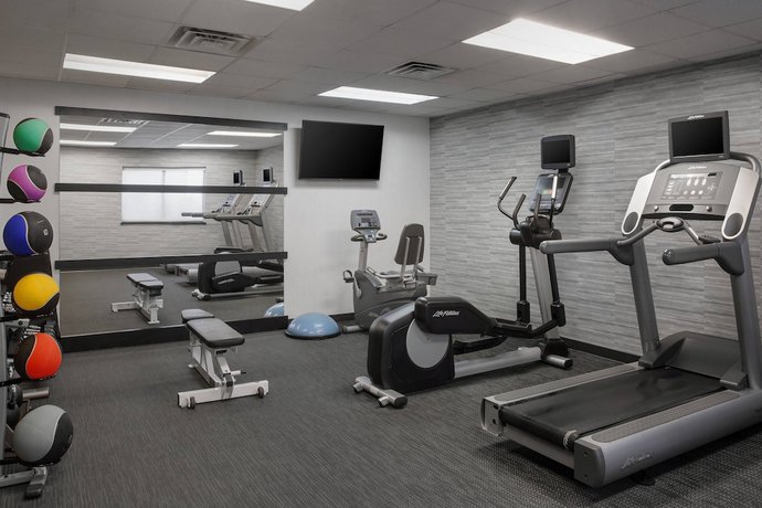 Imagen de los interiores del Hotel Courtyard Philadelphia Valley Forge / King Of Prussia. Foto 20