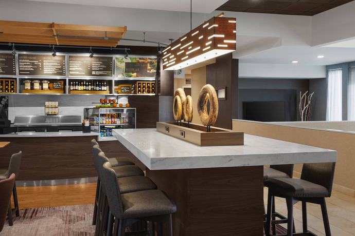 Imagen del bar/restaurante del Hotel Courtyard Philadelphia Valley Forge / King Of Prussia. Foto 5