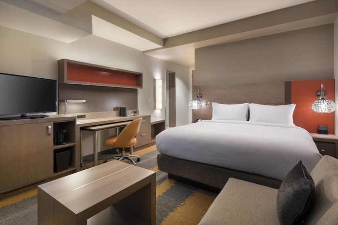 Imagen de la habitación del Hotel Courtyard Phoenix Downtown. Foto 10