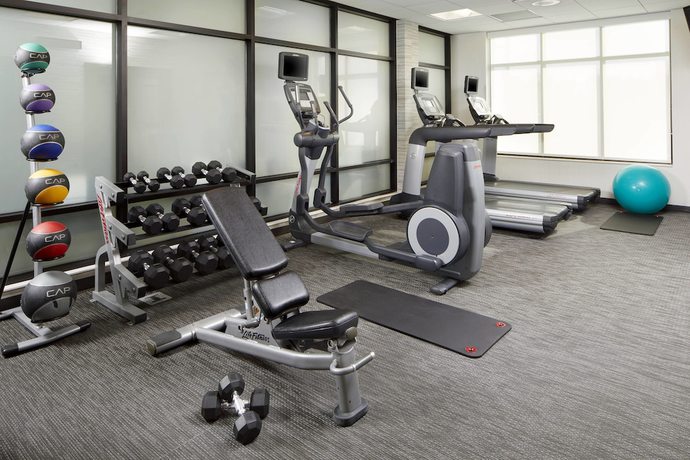 Imagen de los interiores del Hotel Courtyard Pittsburgh Airport Settlers Ridge. Foto 16