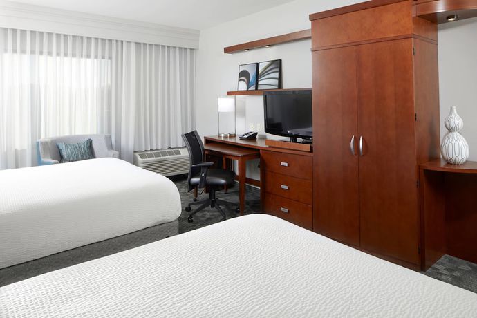 Imagen de la habitación del Hotel Courtyard Pittsburgh Airport Settlers Ridge. Foto 10